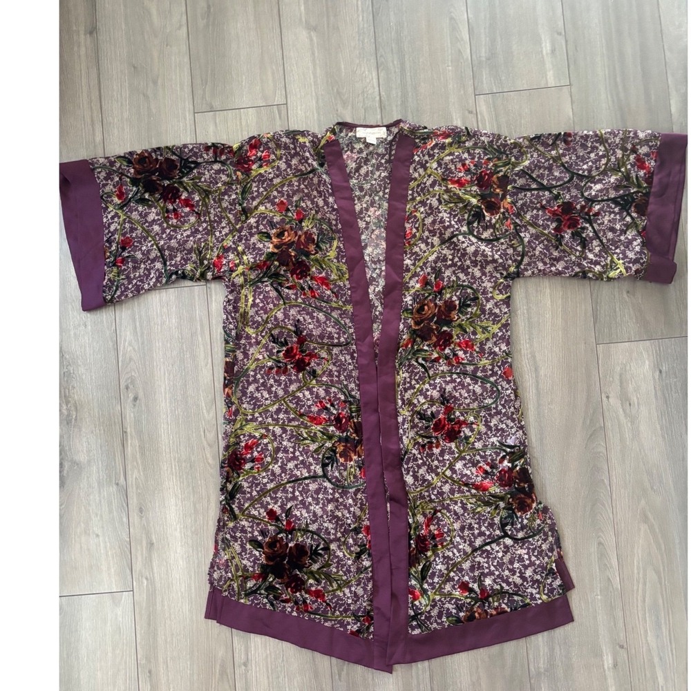 Band of Gypsies Kimono Women M/L Purple Floral Burnout Velvet Sheer Open Front